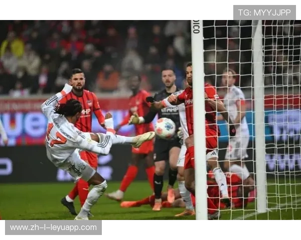 凯恩高速插上，单挑门将的致胜瞬间