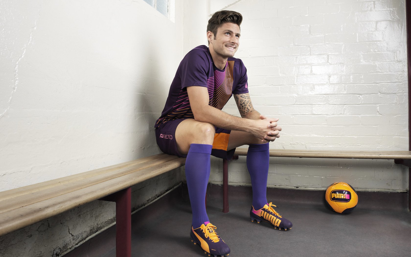 世界杯新议程：计划推出官方“战术解说频道” 由退役名帅轮流担任主讲